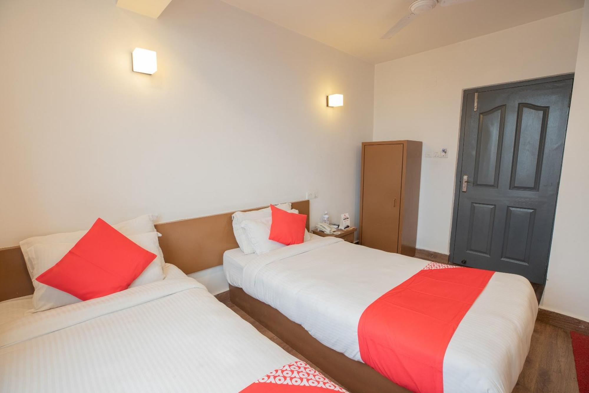 Oyo 123 Hotel Prince Plaza Kathmandu Exteriör bild