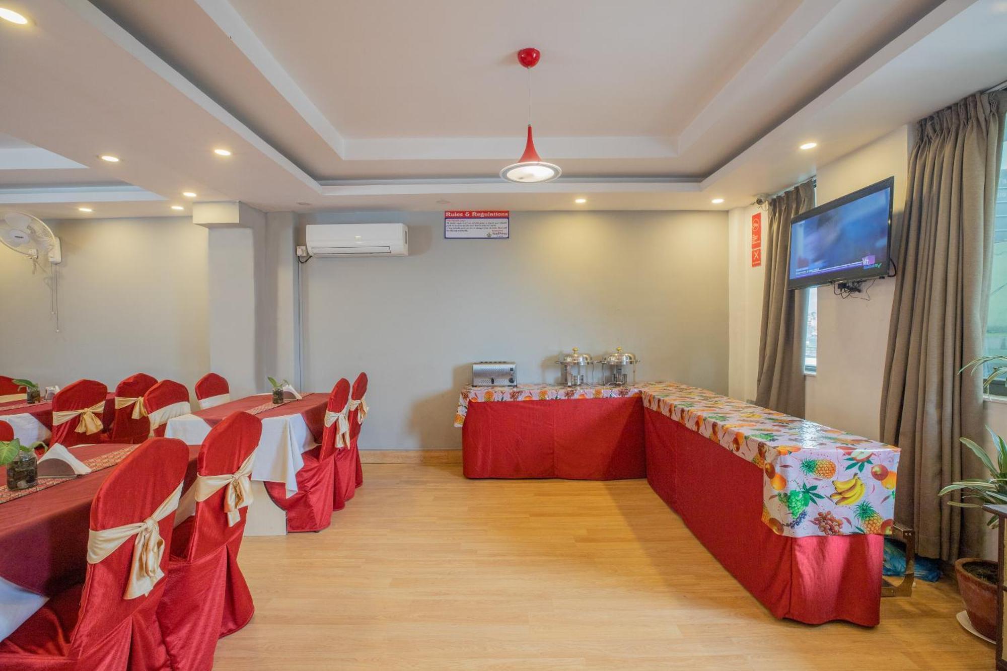 Oyo 123 Hotel Prince Plaza Kathmandu Exteriör bild