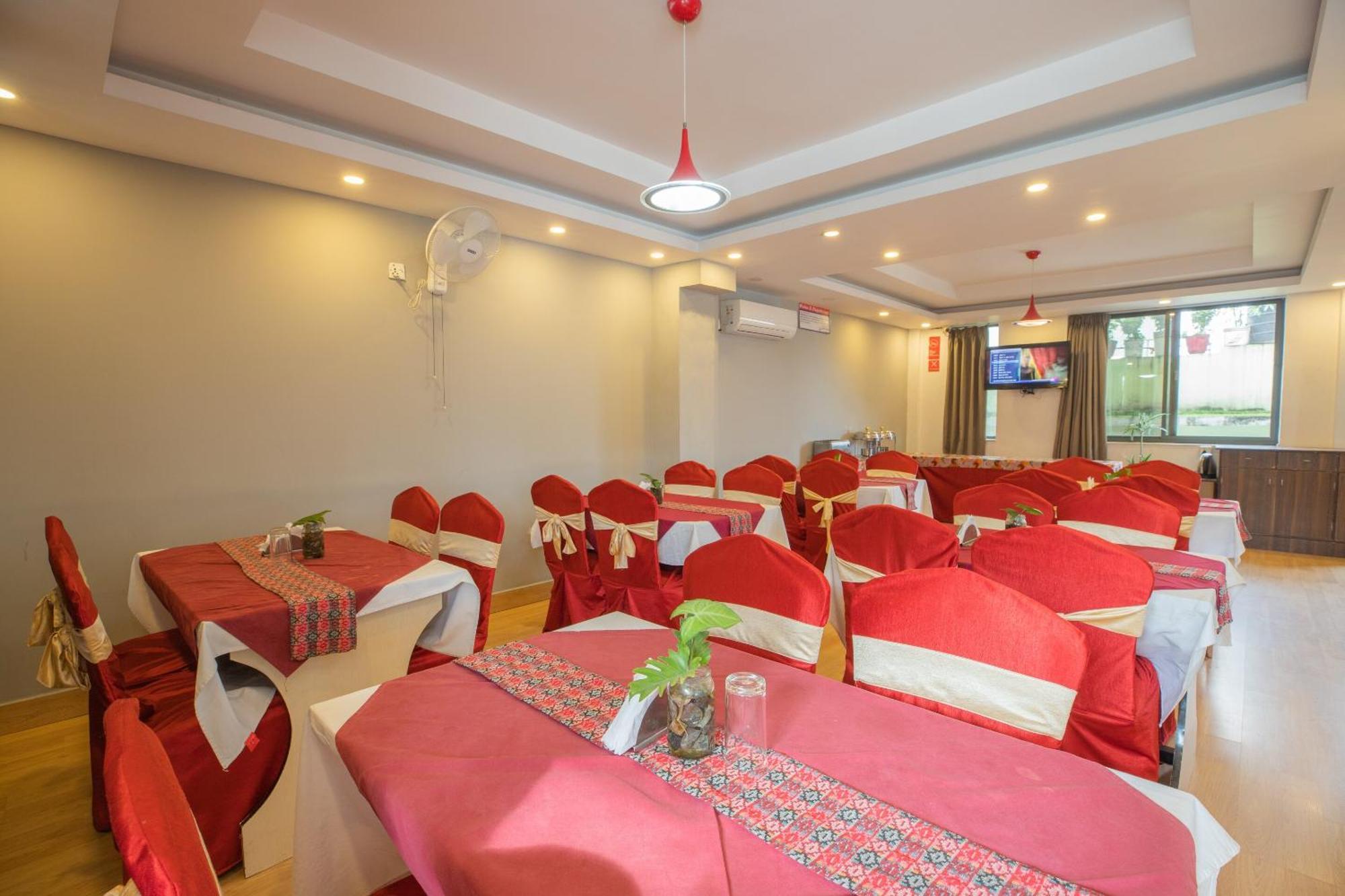 Oyo 123 Hotel Prince Plaza Kathmandu Exteriör bild