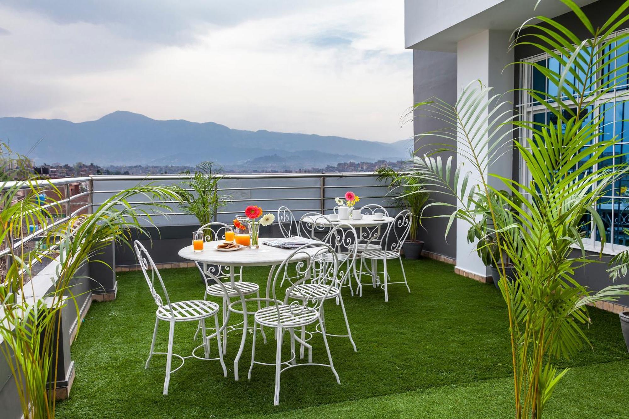 Oyo 123 Hotel Prince Plaza Kathmandu Exteriör bild