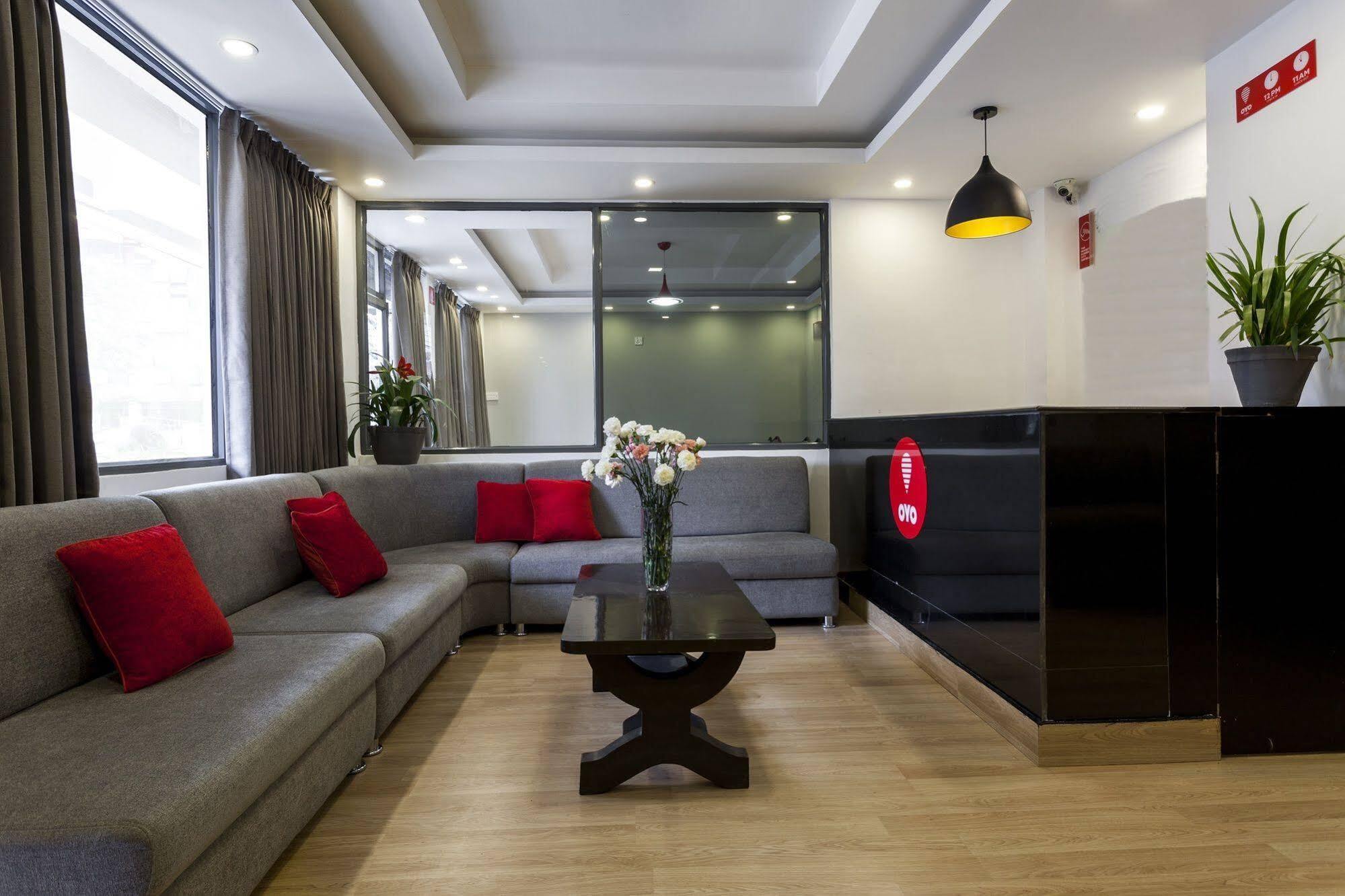 Oyo 123 Hotel Prince Plaza Kathmandu Exteriör bild